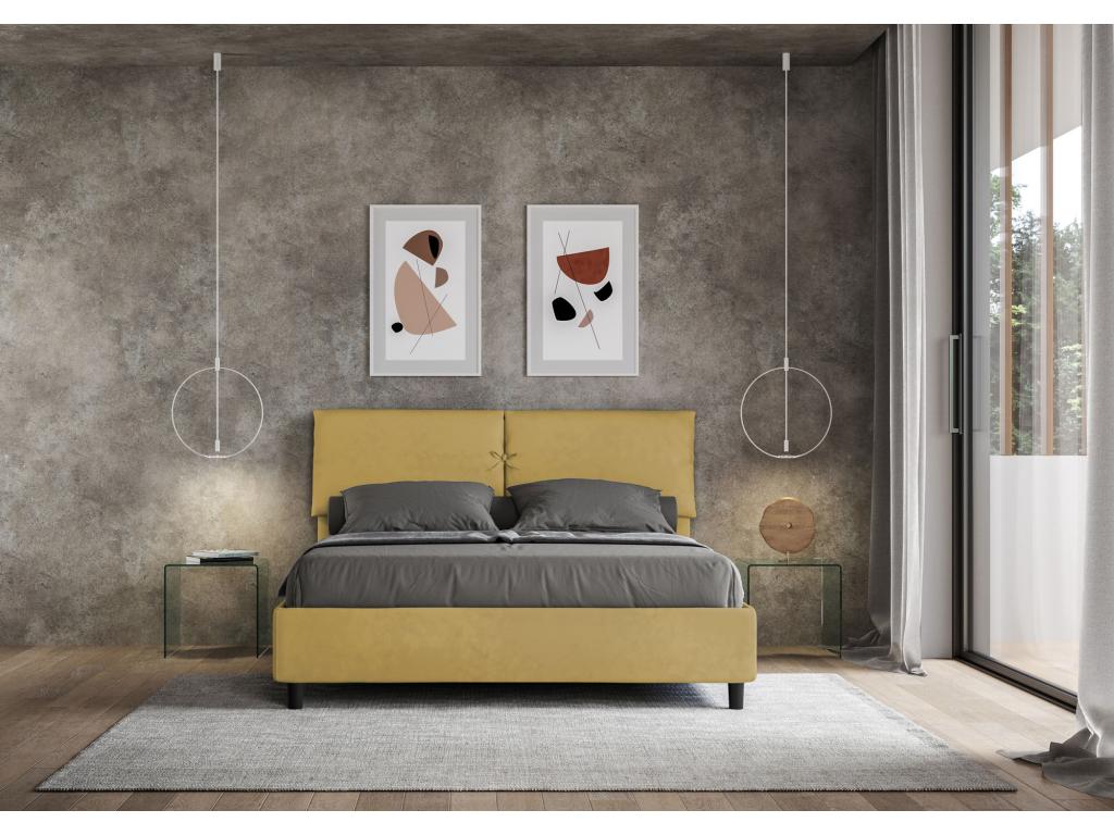 Yellow Bed, 160 x 190 cm